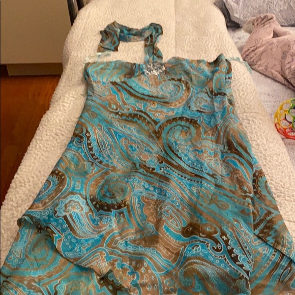 Dress - Picture 4 of 7